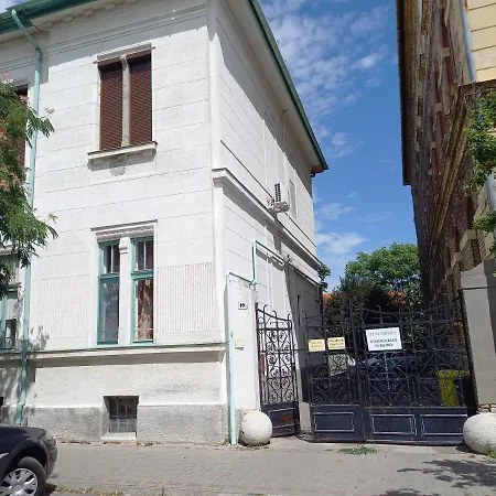 Elizabeth Apartament *